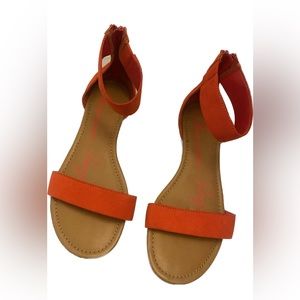 American Rag Shoes Womens 7 1/2 Akeley Sandals Flats Heel Zip Ankle Strap Casual